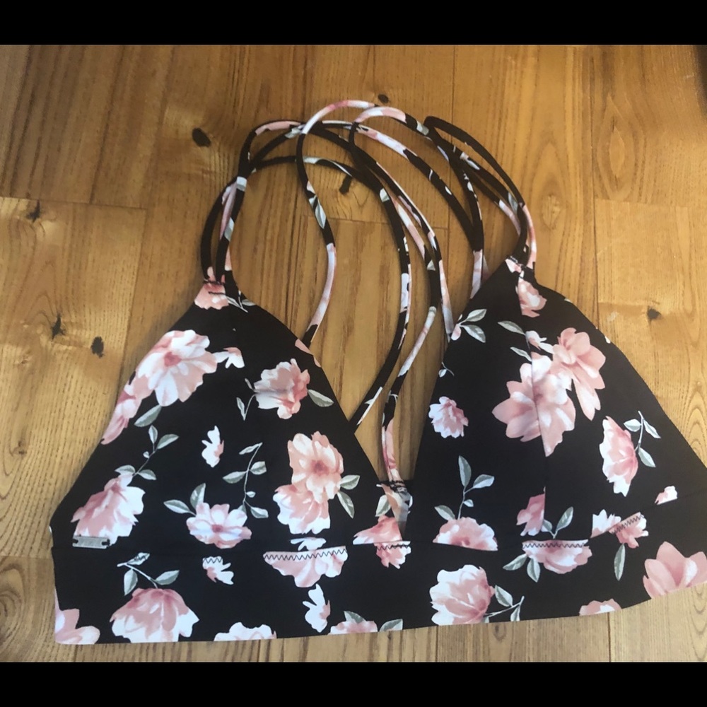 VS Pink bralette